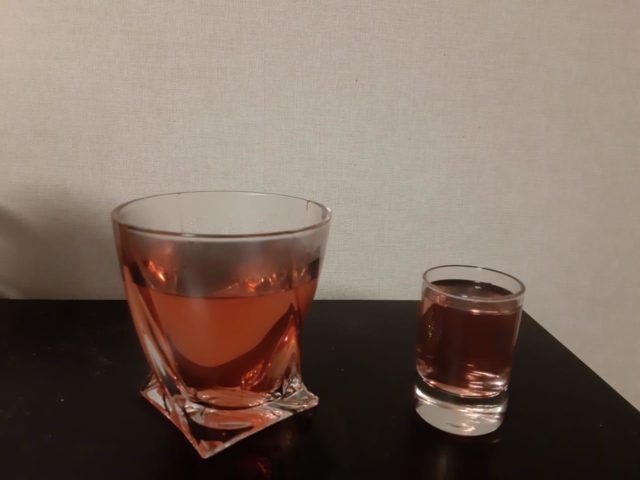 Как сделать настойку из черемухи на спирте, водке в домашних условиях